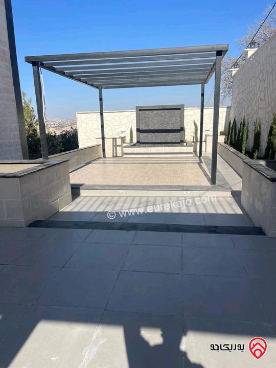 فيلا مساحة 600م على أرض 1 دونم و 112م للبيع في عمان - ام السوس 