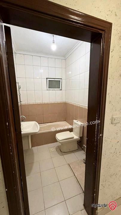 شقه ديلوكس طابق أرضي مساحة 110م مع ترس 30م للبيع في عمان - البنيات 