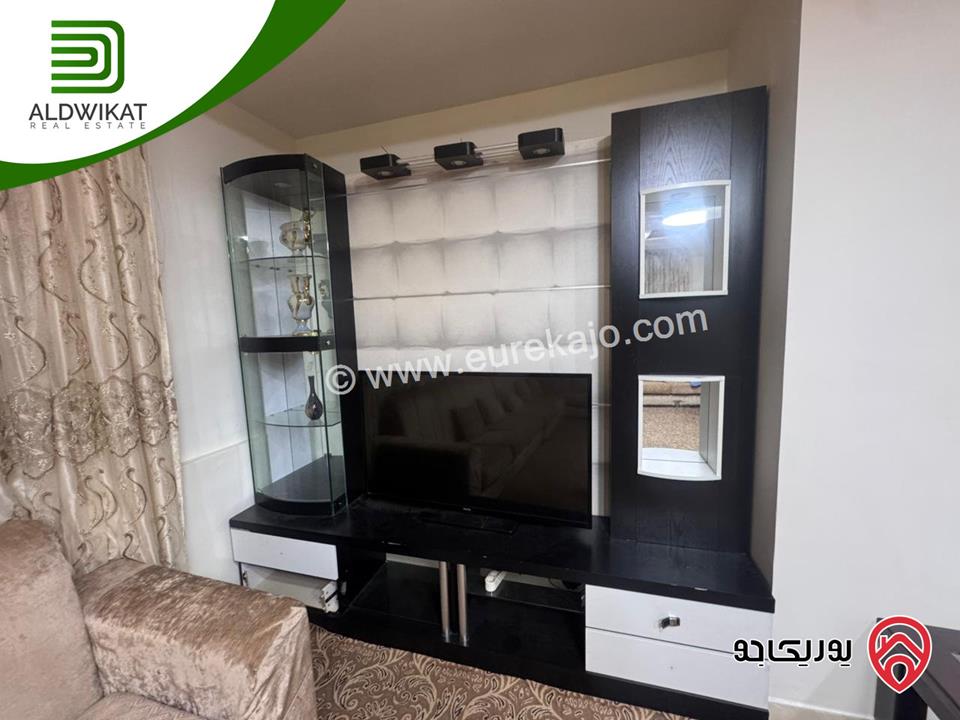 فيلا مستقلة للبيع في عمان - دابوق/ ربوة الفردوس مساحة البناء 940م ومساحة الارض 450م ومساحة الحديقة 50م والترس 100م