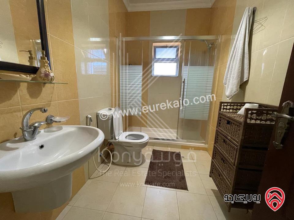 شقة مفروشة طابق ارضي مساحة 238م للايجار في عمان - حي الصحابة