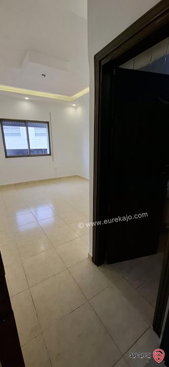 شقة طابق ثاني مساحة 100م² للبيع في عمان - ضاحية الرشيد