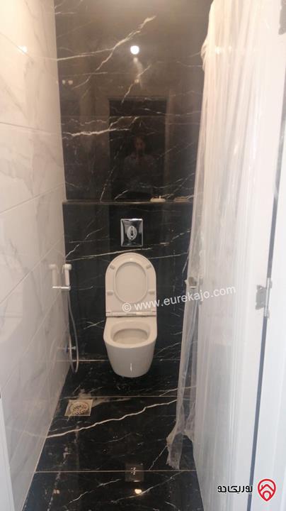 شقة طابقية سوبر ديلوكس مساحة 190م للايجار في مشروع أوكسجين في عمان - حي الياسمين رجم عميش 