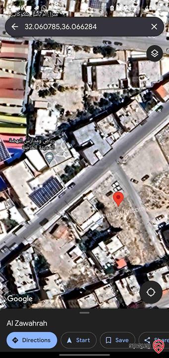 قطعة أرض على شارعين مساحة 999م للبيع في الزرقاء - الزواهرة مقابل مدارس النهضة الحديثة 