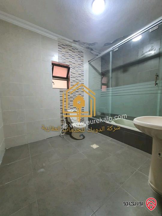 شقة فارغة طابق اول مساحة 260م للإيجار في عمان - السابع 