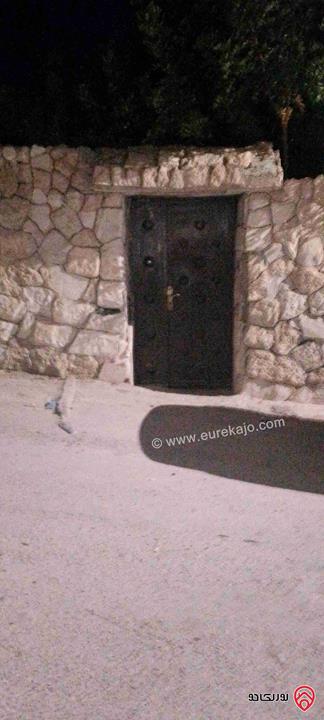 منزل مساحة 150م على أرض 600م للبيع في الزرقاء - الزواهرة