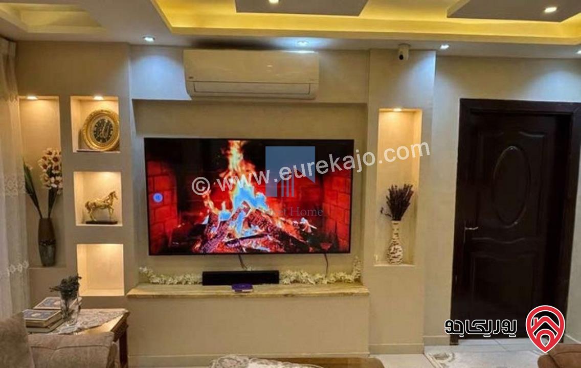 شقة مساحة 180م مع حديقة وترسات 120م للبيع في عمان - خلدا