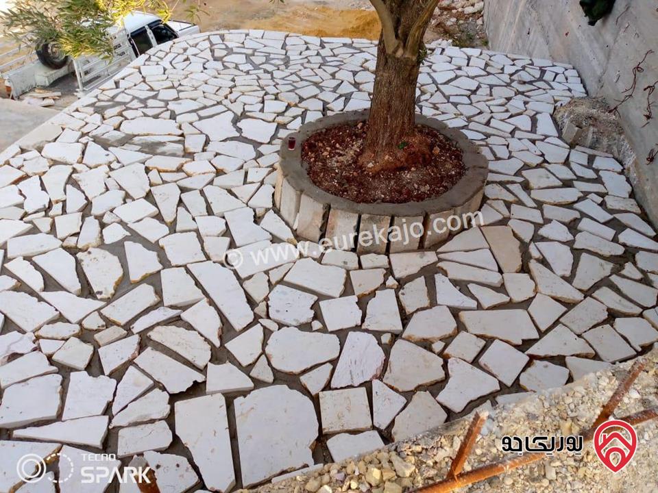 مزرعة مساحة الأرض 5 دونم و 200م للبيع في عجلون - عنجرة