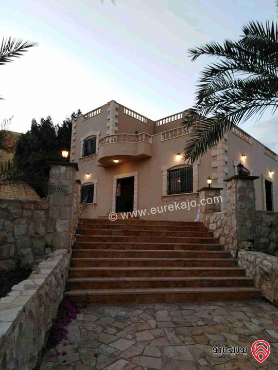 مزرعة مساحة الأرض 1 دونم و 750م مع فيلا 300م للبيع في الغور - جوفة الكفرين