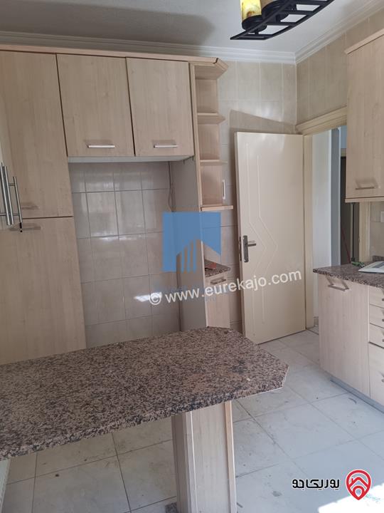 شقة مميزة للبيع في عمان - أم السماق مقابل روان كيك طابق ثالث 120م تشطيب سوبر ديلوكس بسعر مغري