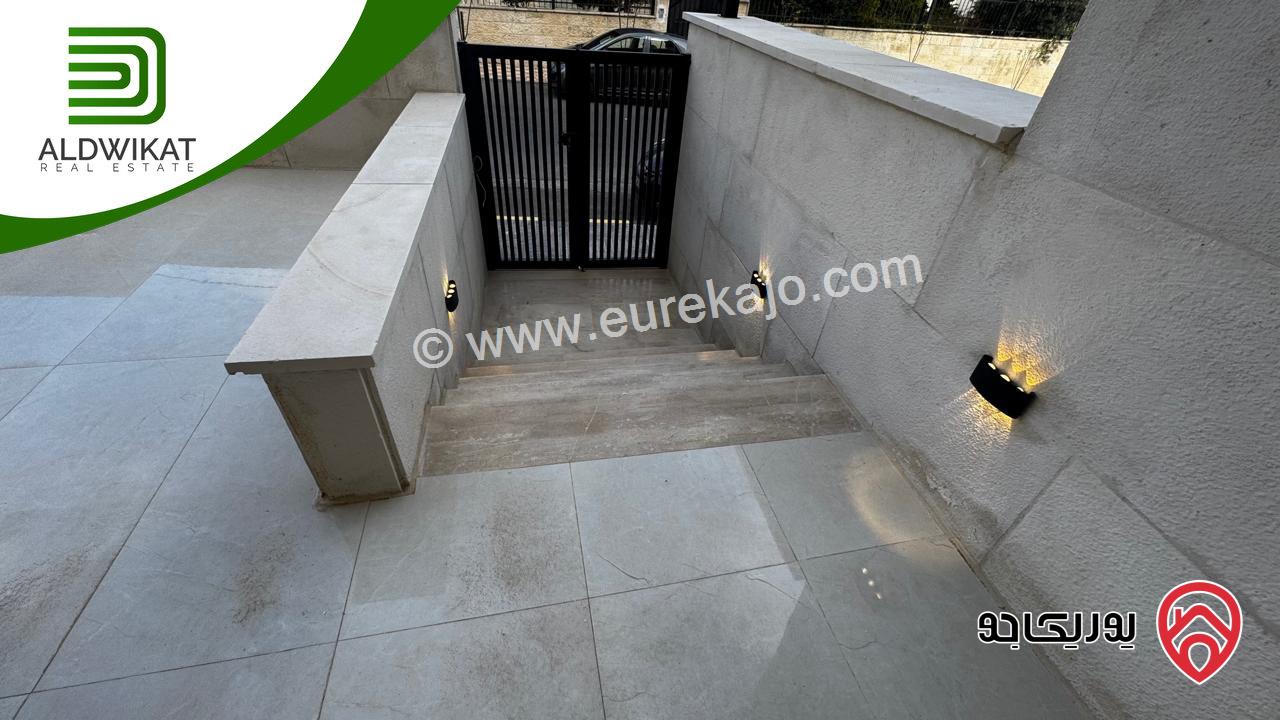 شقة ارضية للبيع في عمان - خلدا مساحة البناء 250 م والترس 80م موقع مميز واطلالة