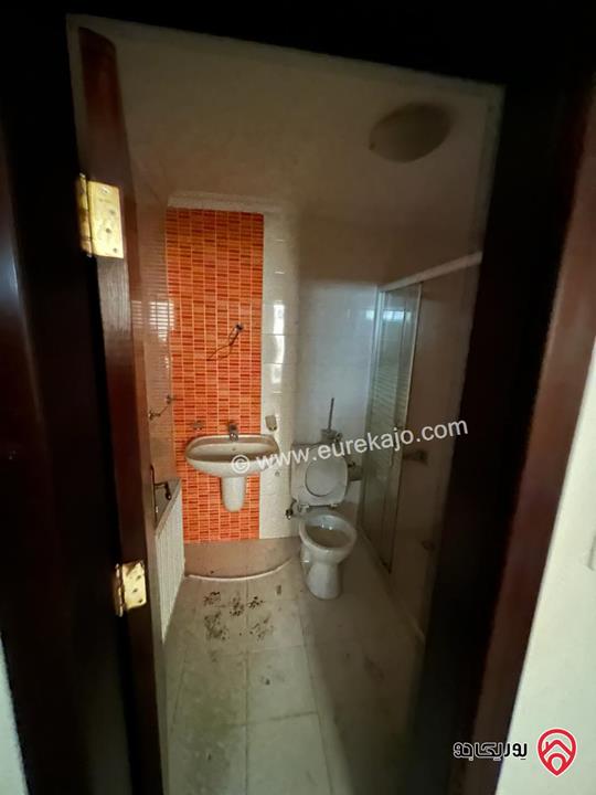 شقه دوبلكس طابق أرضي وتسويه مساحة 300 م2 مع حديقة للايجار في ضاحية الياسمين، 