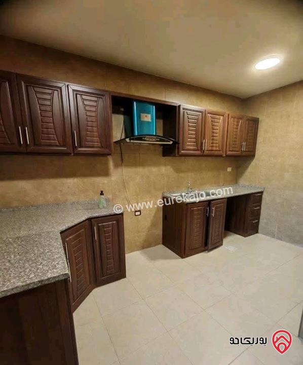 شقة فارغة مساحة 130م طابق ثالث للايجار في عمان - خلدا