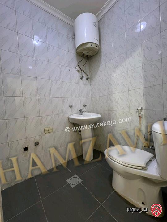 شقة فارغة طابق ثاني مساحة 190م للايجار في عمان - الدوار السابع 