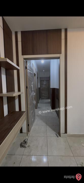 شقة طابق ارضي مساحة 120م للبيع في عمان - ابو علندا