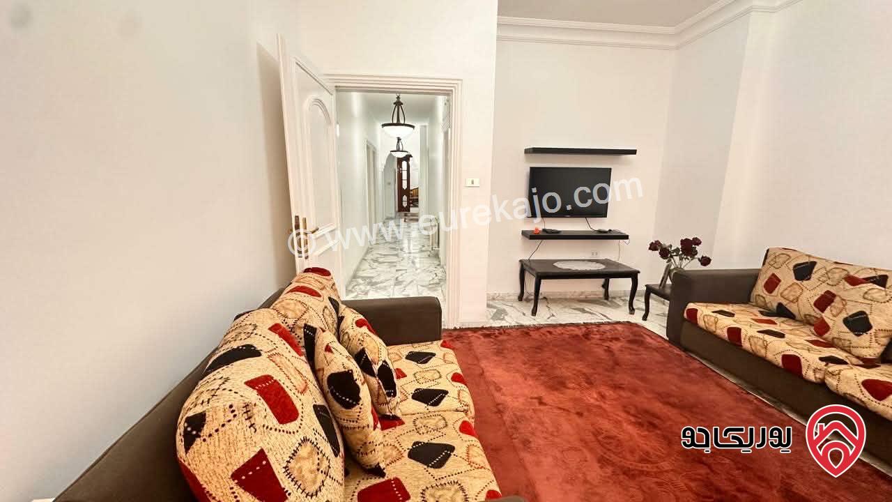 شقة فارغة طابق ثاني مساحة 250م للايجار في عمان - عبدون