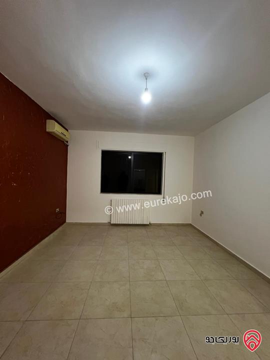 شقة طابق ثالث مساحة 163م للبيع في عمان - خلدا 