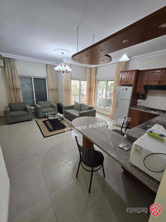 شقتين مفروشتين كل شقة مساحة 80م قوشان مستقل طابق أول ورابع بعفش كامل للبيع في عمان - دير غبار