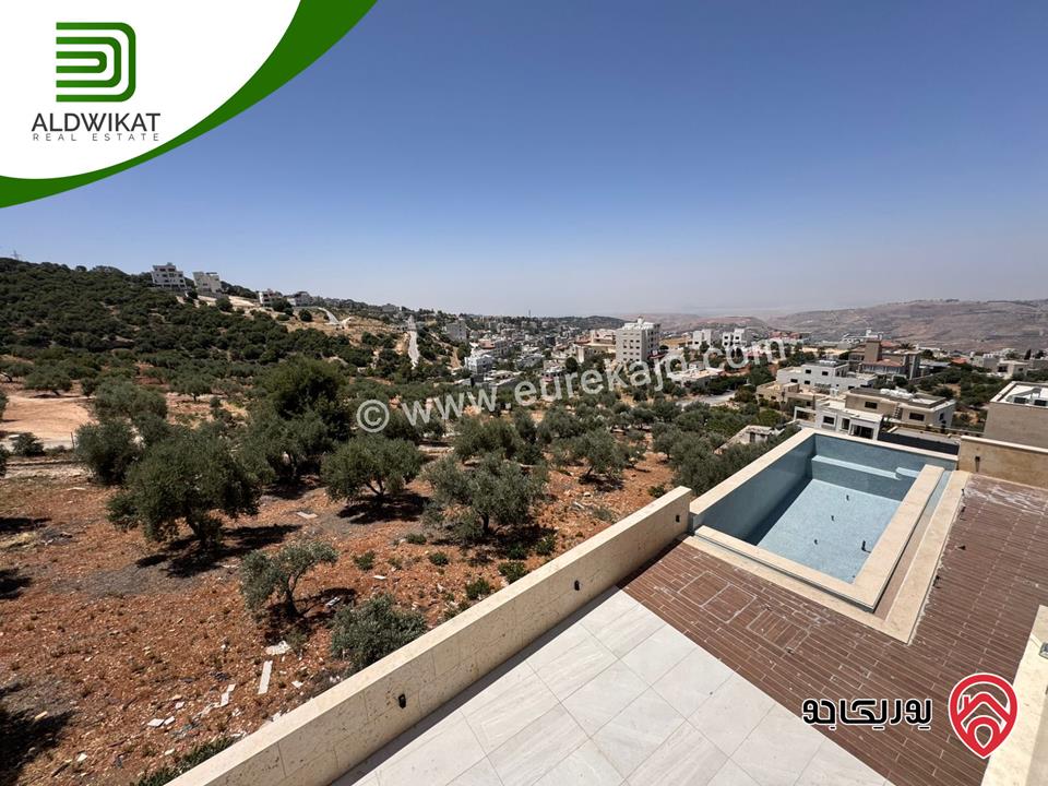 فيلا مستقلة للبيع بالقرب من دابوق / الهاشمية مساحة البناء 700م ومساحة الارض 555م ومساحة الحديقة 150م والترس 200م 