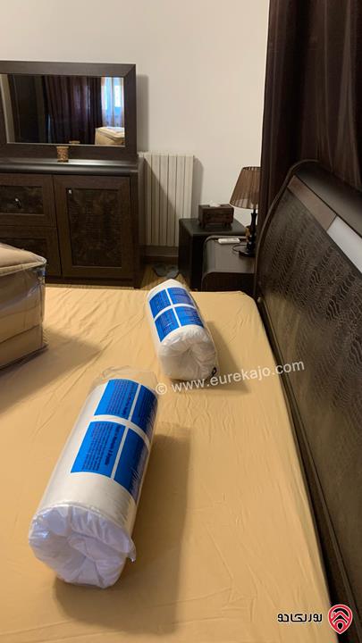 شقة مميزة مفروشة  مساحة 180م داخلي و 90م خارجي للإيجار من المالك مباشرة في عمان - جبل عمان