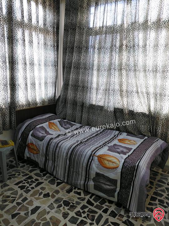 شقة مفروشة للايجار من المالك في عمان - جبل الحسين قرب دوار الداخلية ومستشفى الأمل بجانب الخدمات 