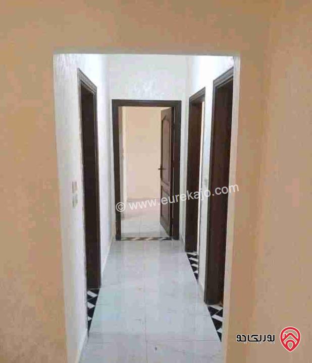 شقة فارغة طابق ثالث مساحة 165م للايجار في عمان - الياسمين  