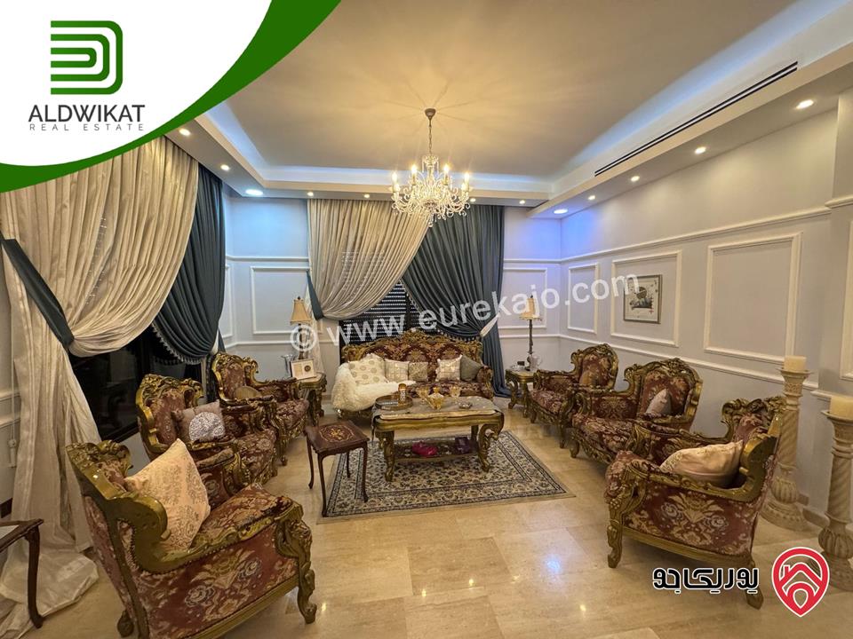 فيلا مستقلة للبيع في عمان - دابوق/ الفردوس مساحة البناء 940م ومساحة الارض 850م ومساحة الحديقة 400م والترس 50م