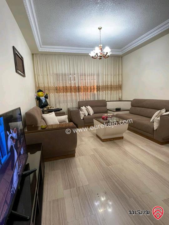 شقة أرضية مساحة 109م داخلي و 50م خارجي للبيع في عمان - الياسمين 