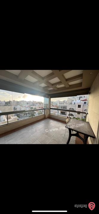 شقة طابقية طابق ثالث مساحة 367م للبيع في عمان - دابوق