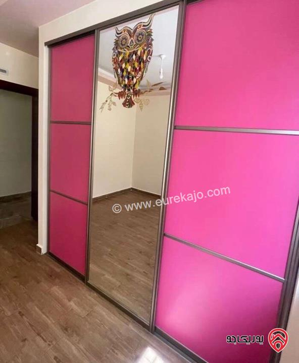 شقة مميزة مشمسة شبه ارضية مساحة 200م داخلي و 150م خارجي للايجار في عمان - خلدا 