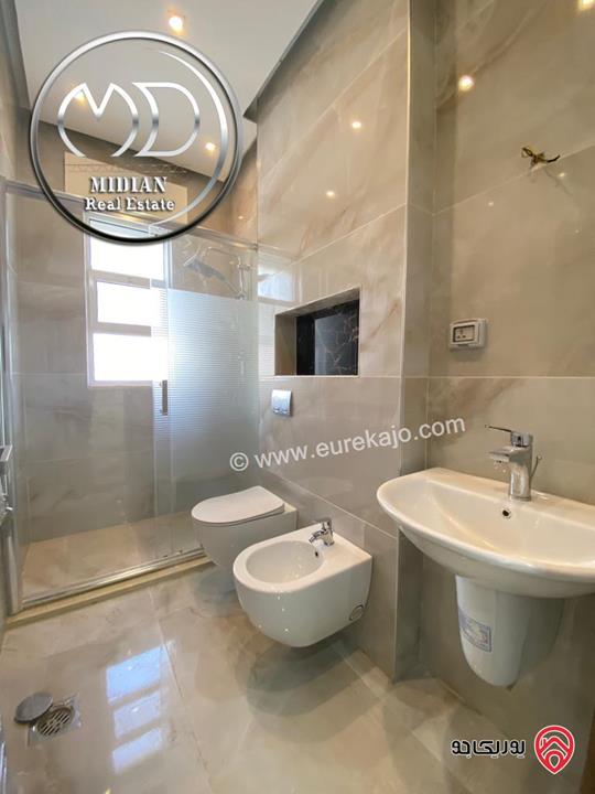 شقق فارغة للايجار في عمان - الرابية مساحات 180م تشطيبات و ديكورات عصرية فاخرة اطلالة جميلة بسعر مميز