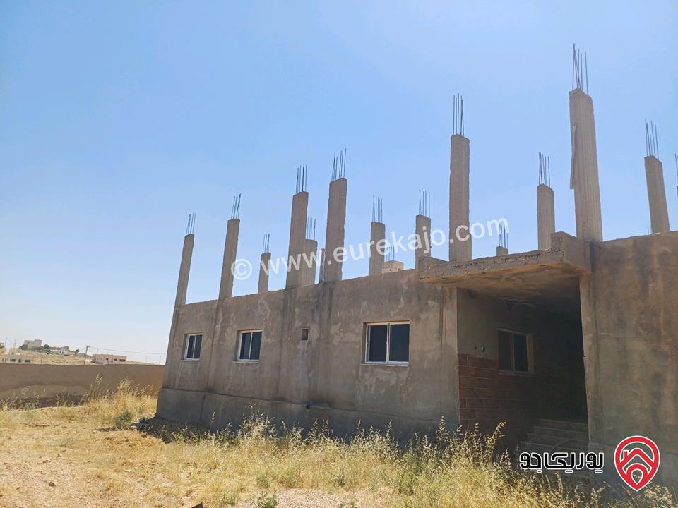 عمارة من طابق واحد اربع شقق للبيع في المفرق