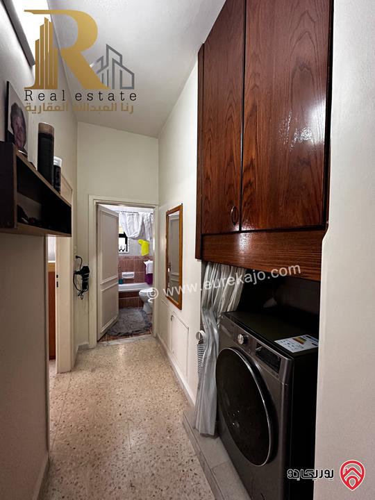 بيت مستقل مساحة 325م على أرض 416م للبيع في عمان - الجبيهة