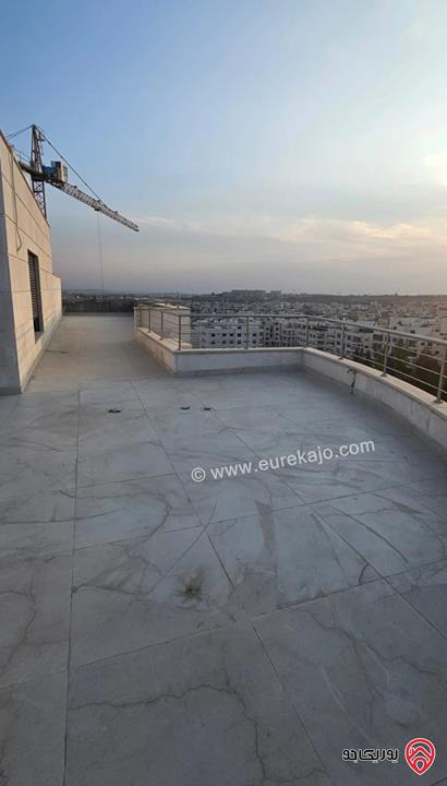 شقة طابق ثالث دوبلكس مساحة 280م للبيع في عمان - خلدا