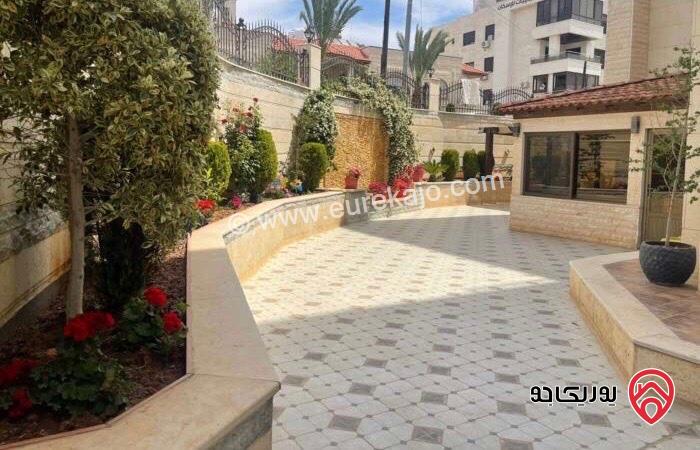 شقة مميزة مشمسة شبه ارضية مساحة 200م داخلي و 150م خارجي للايجار في عمان - خلدا 