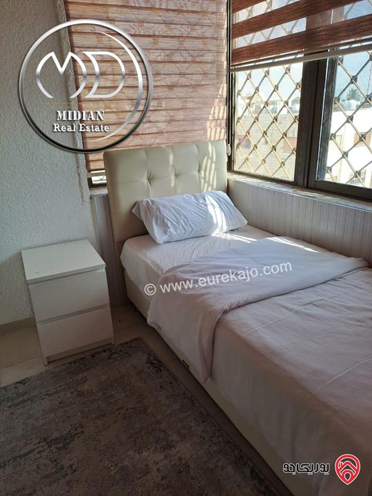 رووف مفروش للايجار في عمان - الشميساني تشطيبات وفرش سوبر ديلوكس اطلالة رائعة و بسعر مميز