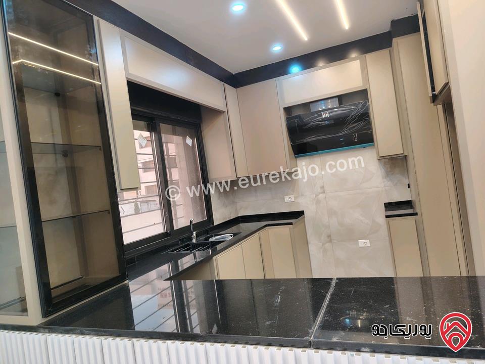 شقة طابق أرضي مساحة 140م للايجار في اربد - حواره