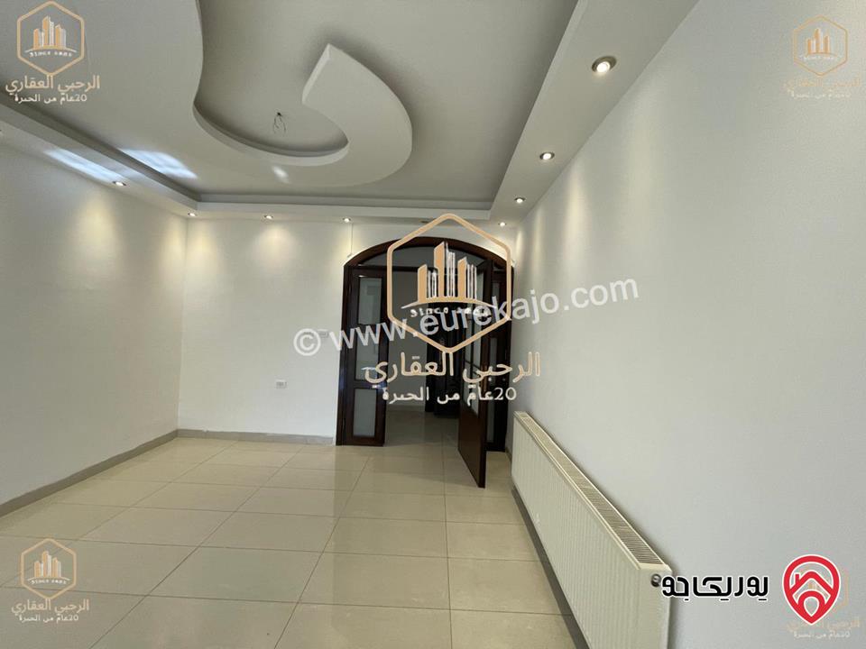 شقة ديلوكس فارغة طابق ثالث مساحة 190م للايجار في عمان - السابع