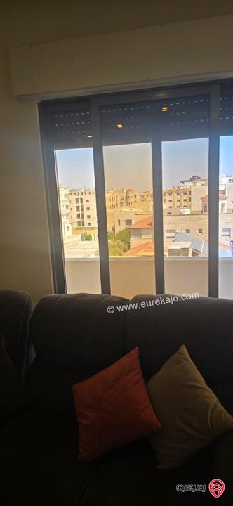 شقة طابق ثاني مساحة 171م للبيع في اربد - منطقة الراهبات الوردية 