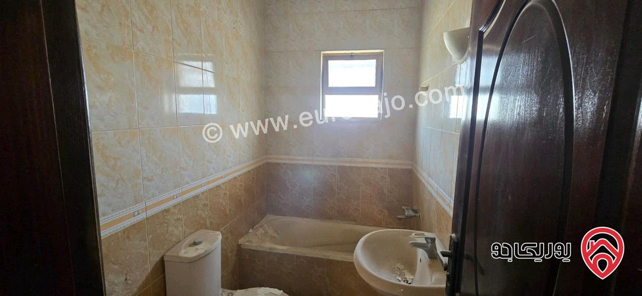 شقة طابق ثاني مساحة 130م للبيع في عمان - الهاشمي الشمالي 