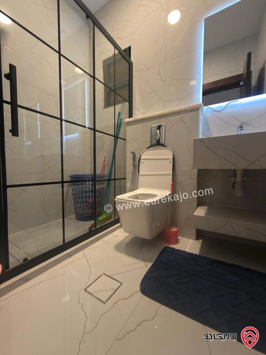 شقة مفروشة ديلوكس طابق ثالث مساحة 150م للايجار في عمان - ام السماق 