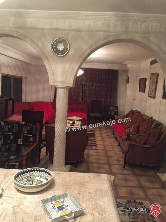 شقة طابقية مع روف مساحة 372م للبيع من المالك مباشرة في عمان - ضاحية الرشيد