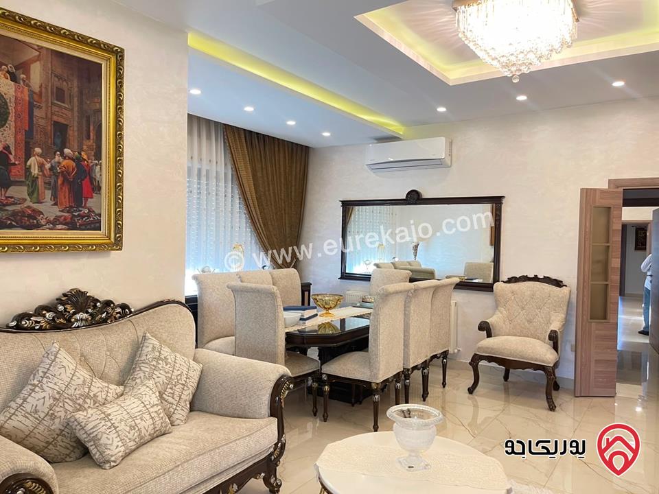 شقة ديلوكس مع روف مساحة 240م للبيع في عمان - ضاحية النخيل
