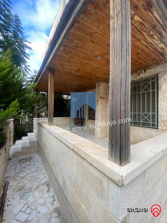 شقة أرضية مساحة 150م مع حديقة وترسات 150م للبيع في عمان - الجندويل