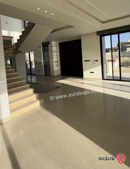 فيلا مساحة 500م على أرض 750م للايجار في عمان - الظهير 