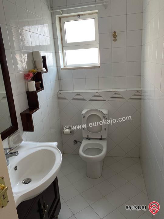 First-Floor Apartment – 265 m² for rent in Amman - Sweifieh