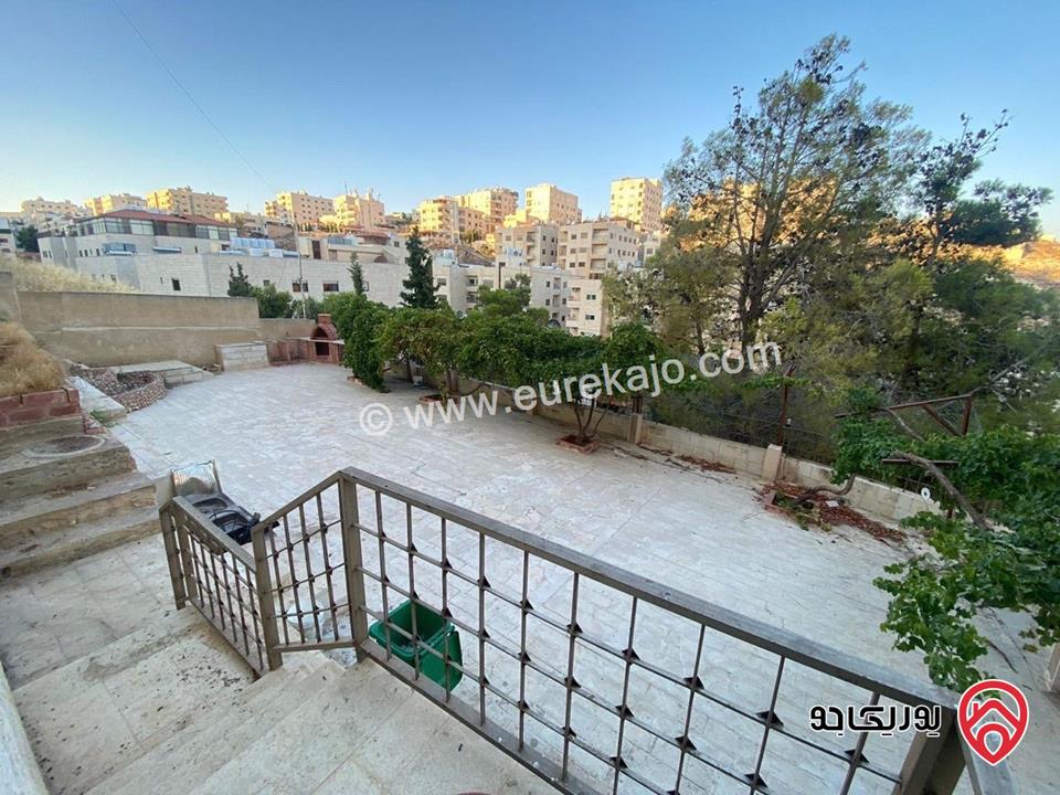 عمارة على أرض مساحة 757م للبيع في عمان - ضاحية الرشيد