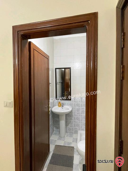 شقة أرضية مساحة 109م داخلي و 50م خارجي للبيع في عمان - الياسمين 