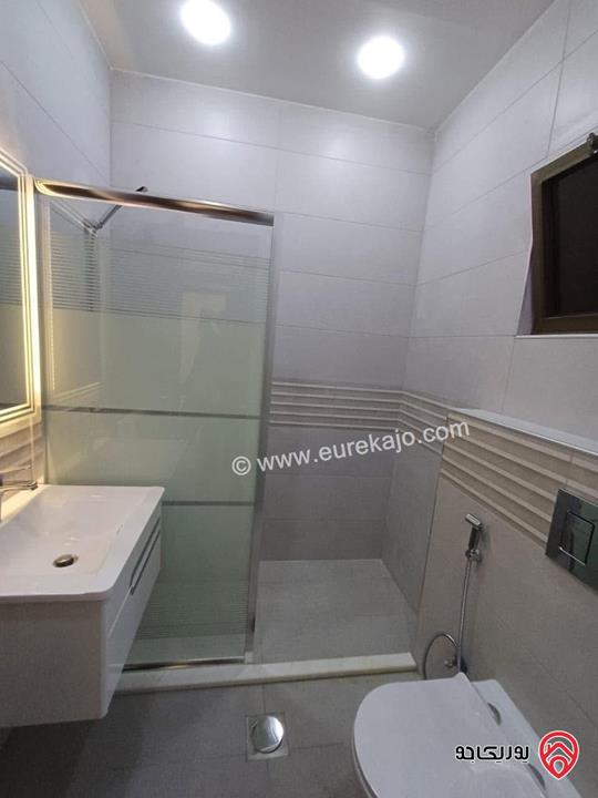 شقة أرضية مساحة 180م للإيجار مجددة سوبر ديلوكس في عمان - خلدا