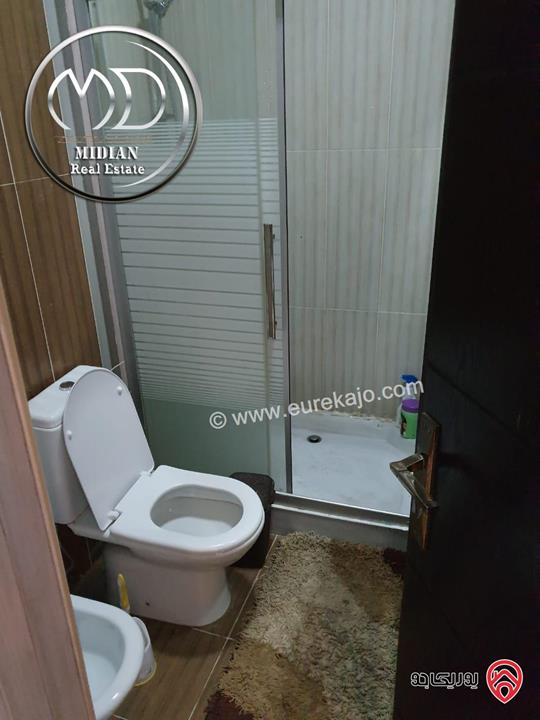 شقة دوبلكس ارضية مفروشة للايجار في عمان - الشميساني مساحة 350م 5 نوم مع ترس و حديقة 150م سوبر ديلوكس