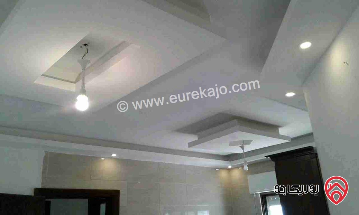 شقة فارغة طابق ثالث مساحة 130م للايجار في عمان - مرج الحمام 